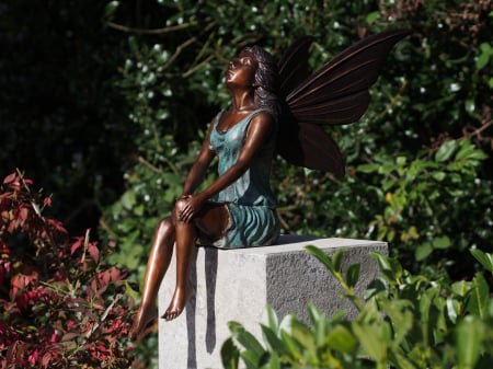 FIGURINE - Statuie zana, Bronz, 55 X 30 X 50 cm
