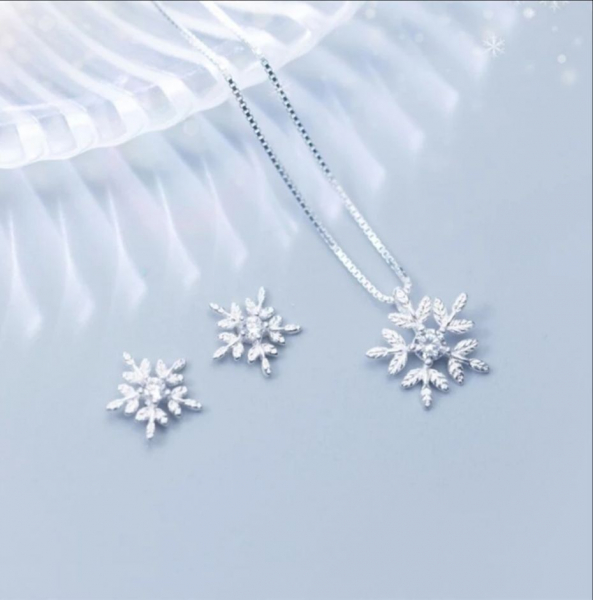 COLIER FULG, PANDATIV FULD DE NEA,ACCESORII LOVELY4 U, BIJUTERII FULG,CADOU CRACIUN, SET BIJUTERII CRACIUN, CERCEI FULG, ACCESORII DE IARNA, ARGINT925, ZIRCONIU, FULG DE NEA, SET, FULGI DE ZAPADA,FULG, SET CADOU SPECIAL DE CRACIUN, SET BIJUTERII CADOU PENTRU FEMEI,  cadouri de craciun, cadouri de craciun pentru copii, cadouri de craciun pentru fete, accesorii lovely 4 u [6]