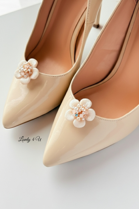 Clipsuri mini ODRIDA pentru pantofi cu floare ivory, perle și cristale Swarovski – handmade LOVELY 4 U [6]