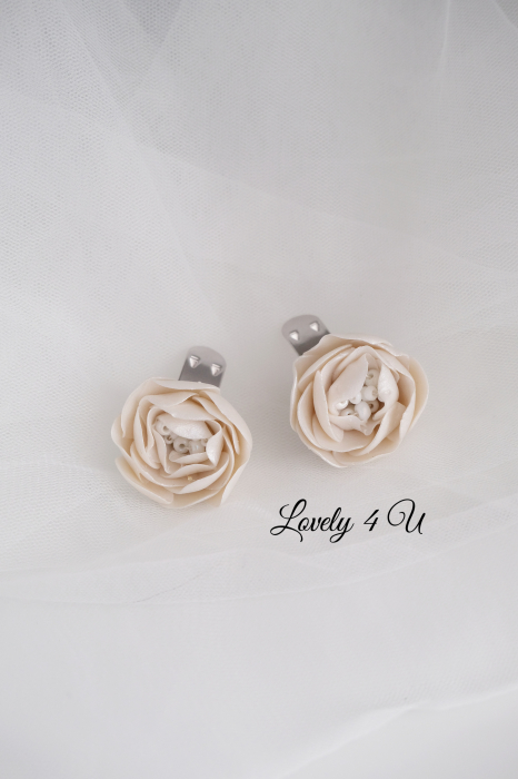 CLIPSURI PANTOFI MIREASA, ACCESORII PANTOFI MIREASA, PANTOFI MIREASA, ACCESORII MIREASA CU FLORI, ACCESORII LOVELY 4 U, CLIPSURI CU PERLE SI FLORI , ACCESORII PENTRU PANTOFI, CLIPSURI PENTRU PANTOFI MIREASA, BIJUTERII MIREASA CU FLORI [4]