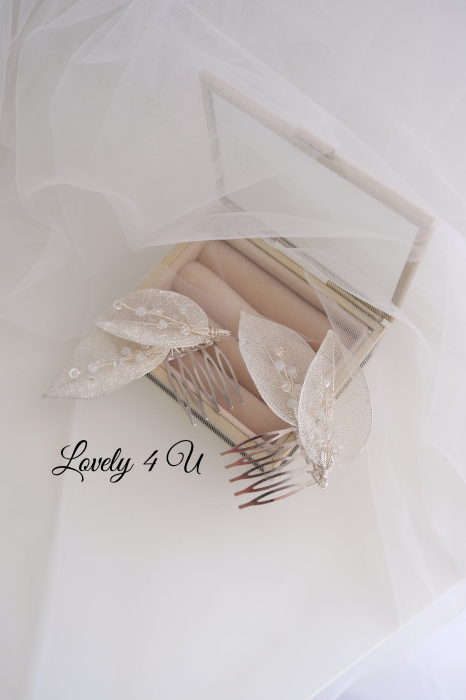 Diadema Mireasă Swarovski ALEXIA – Accesoriu Boem cu Cristale și Frunzulițe Argintate,PIEPTAM MIREASA, ACCESORIU BOEM MIREASA,  ACCESORII LOVELY 4 U, PIEPTAN VOAL MIREASA, PIEPTAN CU CRISTALE SWAROVSKI,  DIADEMA CU SWAROVSKI,  DIADEMA MIREASA, [16]