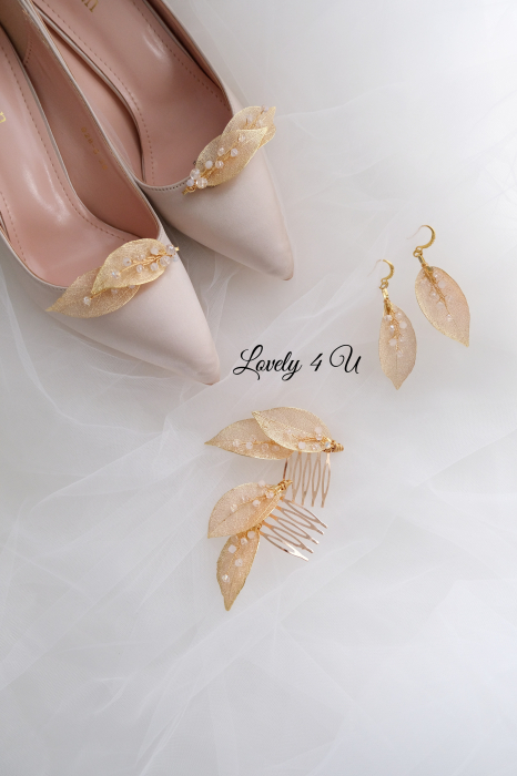 PIEPTAM MIREASA, ACCESORIU BOEM MIREASA,  DIADEMA MIREASA,  CORONITA MIREASA, ACCESORII LOVELY 4 U, PIEPTAN VOAL MIREASA, PIEPTAN CU CRISTALE SWAROVSKI,  DIADEMA CU SWAROVSKI, TIARA, ACCESORIU FRUNZE, diadema stil grecesc, pieptan cu frunze, frunze aurii, cristale swarovski, pieptan auriu, accesorii lovely 4 u, coafuri mireasa 2024, coafura par bulcle mireasa cu diadema, diadema lateral cu parul desfacut, accesorii de coc mireasa [14]