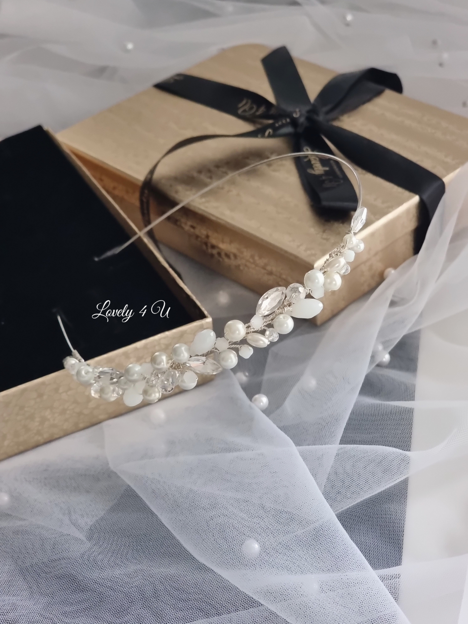 CORONITA ASIMETRICA MIREASA CU PERLE, CORONITA MICA MIREASA, CORDELUTA MIREASA CU PERLE, BENTITA MIREASA, DIADEMA FLEXIBILA MIREASA, ACCESORII PAR MIREASA, BENTITA  CU PERLE MIREASA, ACCESORII DE PAR MIREASA, CORONITA MIREASA, CORONITA FLEXIBILA MIREASA, BENTITE MIRESE, ACCESORII NUNTA,Coronita mireasa cu perle, Coronita Lovely 4 u, Coronita asimetrica, coronita asimetrica cu perle, BENTITA MIREASA, DIADEMA FLEXIBILA MIREASA, ACCESORII PAR MIREASA, BENTITA  CU PERLE MIREASA, ACCESORII DE PAR MIREASA, CORONITA MIREASA, CORONITA FLEXIBILA MIREASA, BENTITE MIRESE, ACCESORII NUNTA [2]