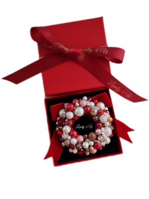 brosa ELEGANTA  CU PERLE, BROSE REALIZATE MANUAL, ACCESORII ROMANIA, BIJUTERII ROMANIA, BIJUTERII HANDMADE, BROSA CU PERLE , BROSA MARE , CADOU SPECIAL [2]