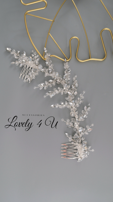Diadema mireasa, Accesoriu elegant, PIEPTAN MIREASA, DIADEMA MIREASA, ACCESORIU PAR MIREASA, ACCESORII DE PAR MIRESE, ACCESORII NUNTA, ACCESORII CU CRISTALE, DIADEMA CU PIETRE, PIEPTAN VOAL MIREASA, BIJUTERII PAR MIREASA, CORONITA, TIARA, accesoriu par mireasa, bucuresti, cluj, cristale swarovski, diadema mireasa, diadema swarovski, iasi, mireasa, nunta, nunta 2020, pieptene mireasa, pini mireasa, Timisoara [11]