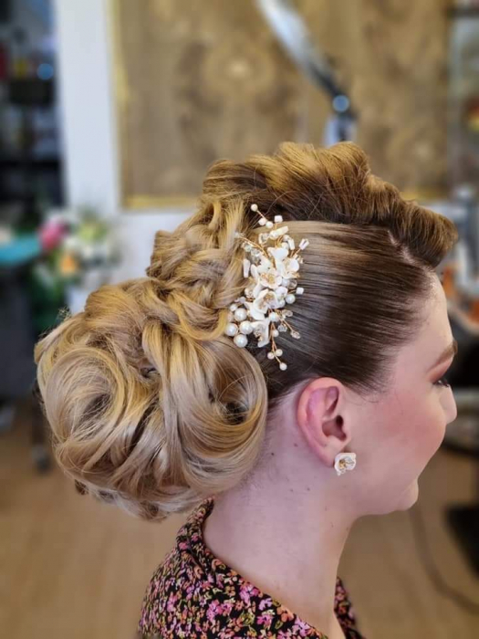 Diadema cu flori, AGRAFĂ PĂR MIREASĂ, PIEPTĂN MIREASA, Pieptene decorativ , AGRAFE PAR MIREASA, AGRAFE CU FLORI MIREASA, PIN COC MIREASA, [17]