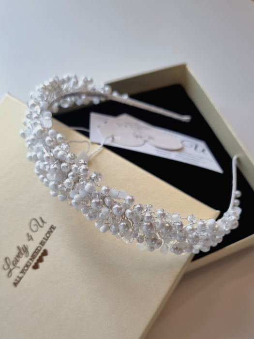 CORONITA MIREASA CU PERLE, ACCESORII DE PAR PENTRU MIRESE, CORONITA SI CERCEI MIREASA, SET DIADEMA SI CERCEI MIREASA , ACCESORII LOVELY 4 U, DIADEMA MIREASA cu perle, DIADEMA cu perle, BIJUTERII MIREASA cu perle, coronita cu pietricele, coronita mireasa cu perle, CORONITA MIREASA, ACCESORII VOAL MIREASA, Tiara CU perle MIREASĂ, TIARA MIREASA [34]