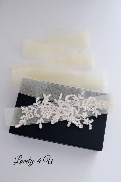 BIANCA - Esarfa crem-ivory cu dantela [3]