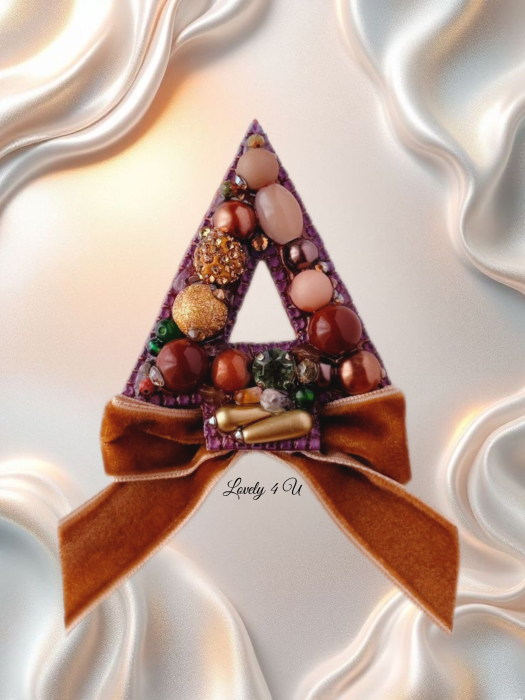 Broșă brad  de crăciun mov-maro, brosa bradut handmade cu pietre cameol, jad verde, unakit, perle, cristale, idei cadou unicat, mesaj pe verso : Believe in yourself, You are beautiful [7]