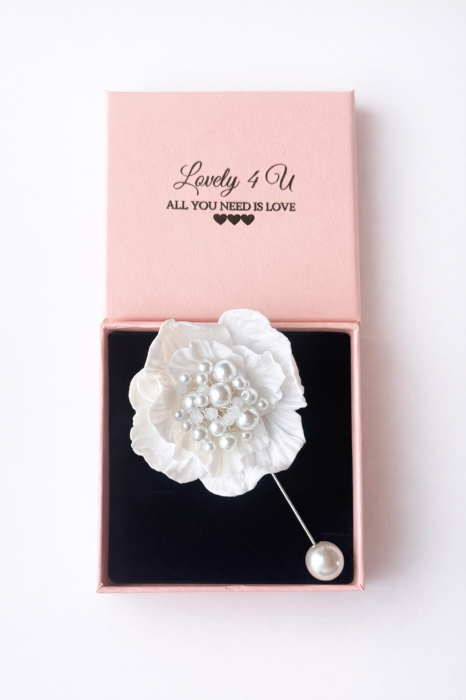 Brosa floare alba handmade cu mesaj YOU ARE BEAUTIFUL [4]