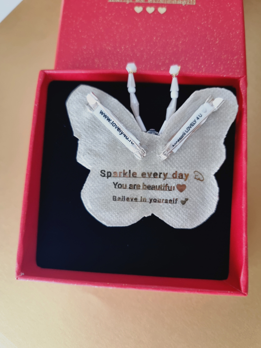 Broșă fluturas cu perle alb - ivory handmade, model unicat, accesorii fluture statement cu mesaj SPARKLE EVERY DAY, You are beautiful, Believe in yourself, fluture realizat in Romania, L 6 cm [4]