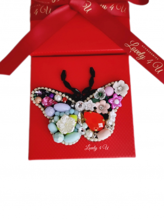 CADOU MARTISOR, CADOU 8 MARTIE, CADOU SPECIAL MAMA, BROSA FLUTURAS, BROSA CUSUTA MANUAL, BROSE HANDEMADE, FLUTURE CU PERLE, ACCESORII FLUTURAS, ACCESORII LOVELY 4 U, BIJUTERII FLUTURAS, BIJUTERII 2024 [5]