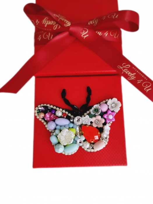 CADOU MARTISOR, CADOU 8 MARTIE, CADOU SPECIAL MAMA, BROSA FLUTURAS, BROSA CUSUTA MANUAL, BROSE HANDEMADE, FLUTURE CU PERLE, ACCESORII FLUTURAS, ACCESORII LOVELY 4 U, BIJUTERII FLUTURAS, BIJUTERII 2024 [6]