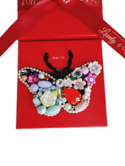 CADOU MARTISOR, CADOU 8 MARTIE, CADOU SPECIAL MAMA, BROSA FLUTURAS, BROSA CUSUTA MANUAL, BROSE HANDEMADE, FLUTURE CU PERLE, ACCESORII FLUTURAS, ACCESORII LOVELY 4 U, BIJUTERII FLUTURAS, BIJUTERII 2024 [3]