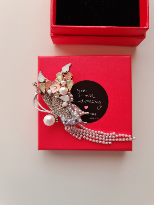 CADOU MARTISOR, CADOU 8 MARTIE, CADOU SPECIAL MAMA, BROSA FLUTURAS, BROSA CUSUTA MANUAL, BROSE HANDEMADE, FLUTURE CU PERLE, ACCESORII FLUTURAS, ACCESORII LOVELY 4 U, BIJUTERII FLUTURAS, BIJUTERII 2024 [6]
