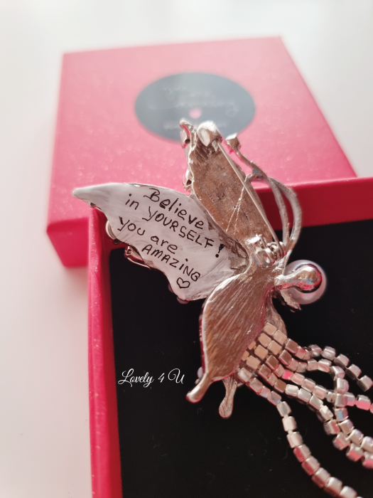CADOU MARTISOR, CADOU 8 MARTIE, CADOU SPECIAL MAMA, BROSA FLUTURAS, BROSA CUSUTA MANUAL, BROSE HANDEMADE, FLUTURE CU PERLE, ACCESORII FLUTURAS, ACCESORII LOVELY 4 U, BIJUTERII FLUTURAS, BIJUTERII 2024 [4]