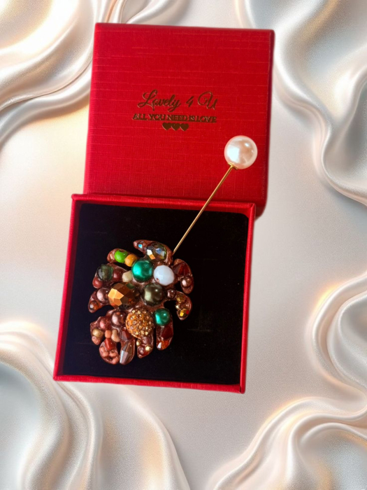 Brosa handmade eleganta - frunza cu perla - bijuterie unicat, mesaj pe verso : YOU ARE BEAUTIFUL, Believe in yourself [2]