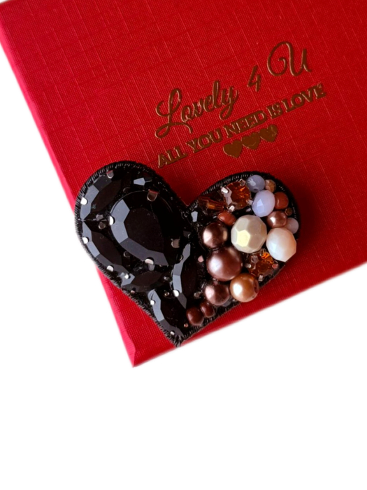 Broșă inima handmade, Model unicat cu perle și pietre în nuanțe de negru, crem maro, idei cadou, mesaj Sparkle every day, Love yourself, Shine on [3]