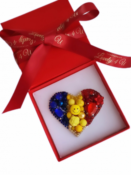 Broșă inimă tricoloră - Idei cadou 1 Decembrie, accesoriu tricolor, insigna steagul romaniei, bijuterii steagul romaniei, set accesorii tricolore steagul romaniei, cercei ,  Set broșă și colier - bijuterii tricolor steagul romaniei, ziua nationala a romaniei, 1 decembrie, cadou 1 decembrie, cadou pentru doamne 1 decembrie, idei cadouri ziua nationala a romananiei, accesorii lovely 4 u, 1 decembrie accesorii [2]