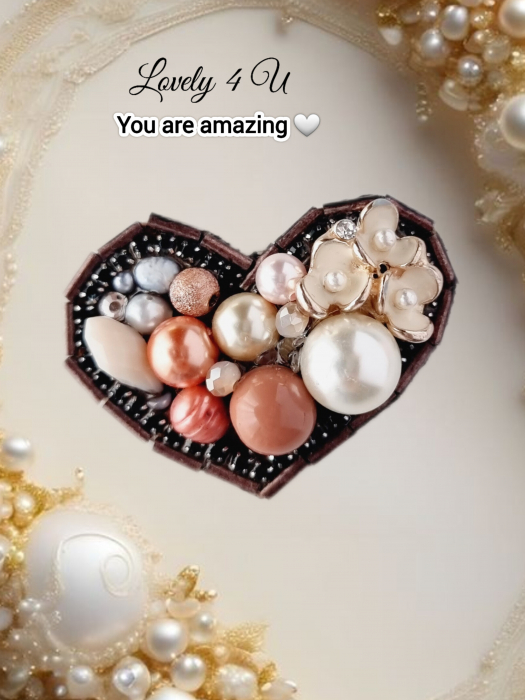 BROSA INIMIOARA,  ACCESORII INIMIOARA, Accesorii inimă Swarovski - Brosa  UNICAT handmade cu perle Swarovski, perle naturale, cristale,briolete, pietricele, mărgele, Broșa mesaj motivațional YOU ARE AMAZING, idei cadou pentru ea, broșă realizată în,Brosa inima, bijuterii inimioara, Accesorii LOVELY 4 U, CADOU MARTIE, CADOU SPECIAL, CADOU PENTRU EA, ACCESORII 2024, BIJUTERII DE LUX, CADOU SPECIAL, CADOU MAMA, [2]