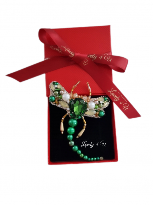 BROSA LIBELULA, ACCESORII LOVELY 4 U, CADOU martie, CADOU martisor, BIJUTERII LIBELULA, ACCESORII LIBELULA, BIJUTERII 2023, CADOU SPECIAL, CADOU HANDMADE, ACCESORII 2023, BROSE ELEGANTE, BROSE  PERLE [5]