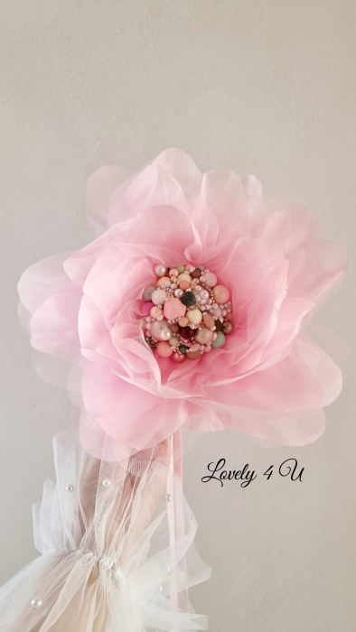 Broșă model unicat, PARFUM de IUBIRE- Accesoriu tip broșă floare roz cu perle, broșă handmade floare mare textila, brățară floare textila și colier floare mare culoare nuanțe roz fuchsia [2]