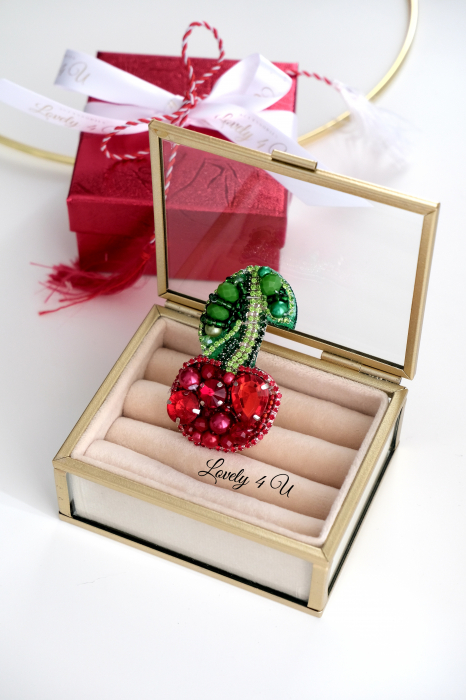 Broșă cireașă, Accesorii cireșe, Bijuterii cireasa, Mărțișorul perfect, cadou de lux, broșe handmade, broșe elegante, accesorii Lovely 4 U, accesorii 2022, Broșe, Brosa perle, Brosa cireasa, Cadou2023 [13]