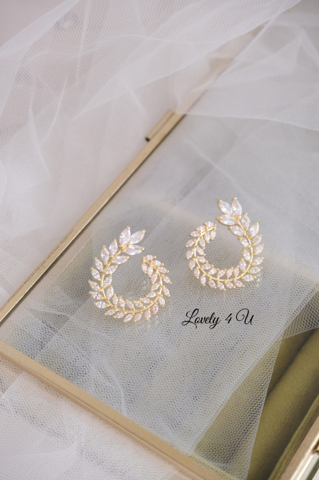 cercei  mireasa , cercei cu pietre, bijuterii mireasa, cercei aurii, accesorii auri, gold, aur, cercei eleganti, set bijuterii, accesorii , cercei rotunzi, cercei frunza , pietre zirconiu, cercei mici [3]