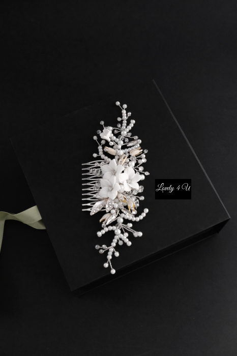 PIEPTAN MIREASA, DIADEMA MIREASA, ACCESORIU PAR MIREASA, ACCESORII DE PAR MIRESE, ACCESORII NUNTA, ACCESORII CU PERLE, DIADEMA CU PERLE, PIEPTAN VOAL MIREASA, BIJUTERII PAR MIREASA, CORONITA, TIARA [6]
