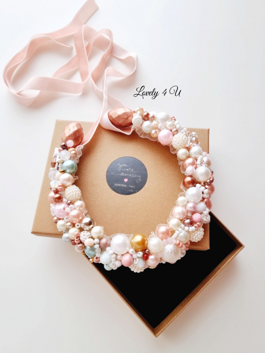 Colier cu perle, ELSA , Colier handmade cu perle mari si mici, Colier model unicat, Idei cadou Colier mare supradimensionat, colier argint, Colier perle albe, roz, culori crem, cappuccino, maro, COLIER CU PERLE, COLIER LAT CU PERLE, ACCESORII LOVELY 4 U, COLIER MARO, COLIER ROZ, COLIER LILA, CADOU CRACIUN, CADOU SPECIAL, BIJUTERII DE CRACIUN, ACCESORII ELEGANTE, COLIER CRACIUN, COLIER, PERLE [8]