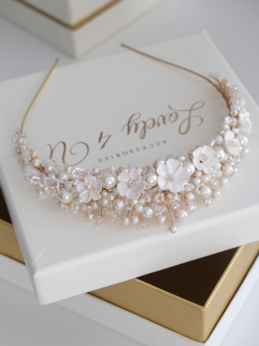 Coronita mireasa cu perle flori,  cristale Swarovski, bază placată cu aur AMALFI - Coronita printesa premium [3]