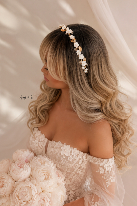 bentita mireasa,coronita aurie, coronita cu flori, coronita mireasa, diadema maireasa, mireasa 2024, TIARA MIREASA,CORONITA FRUNZE AURII,ACCESORII DE PAR MIREASA,BIJUTERII MIREASA, Accesori LOVELY 4 U, coronita cu flori mireasa, tiara cu frunze aurii mireasa, coronita cu perle mireasa, bentita aurie ,  coronita swarovski mireasa, coronita simpla mireasa, coronita finuta mireasa,  coronita flori nunta , coafura cu coronita mireasa tip printesa, [19]