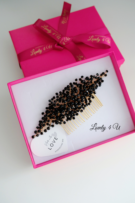Accesorii de par realizate in Romania, Accesorii de par handmade, Accesorii de par personalizate, PIEPTAN NASA, DIADEMA NEAGRA, ACCESORIU PAR NEGRU, ACCESORII DE PAR NEGRE, ACCESORII , ACCESORII CU PERLE, DIADEMA CU PERLE, PIEPTAN CU CRISTALE NEGRE, BIJUTERII PAR , CORONITA, TIARA, PIEPTAN ELEGANT [7]