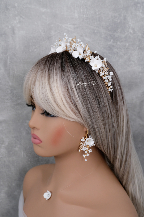 Cercei mireasa , cercei aurii mireasă, cercei lungi, cercei cu flori, cercei cu frunze, cercei handmade, bijuterii mireasa, Set bijuterii mireasa,  cercei eleganti mireasa, cercei handmade, cercei mireasa, [11]