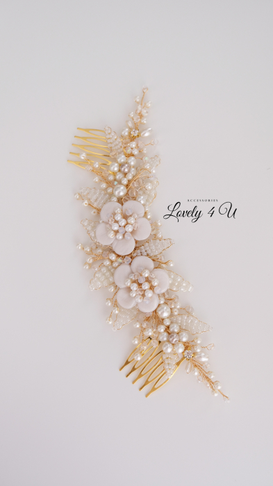 ACCESORII LOVELY 4 U, PIEPTAN MIREASA, DIADEMA MIREASA, ACCESORIU PAR MIREASA, ACCESORII DE PAR MIRESE, ACCESORII NUNTA, ACCESORII CU PERLE, DIADEMA CU PERLE, PIEPTAN VOAL MIREASA, BIJUTERII PAR MIREASA, CORONITA, TIARA , DIADEMA CU FLORI MIREASA, ACCESORII DE PAR PENTRU MIRESE, [23]