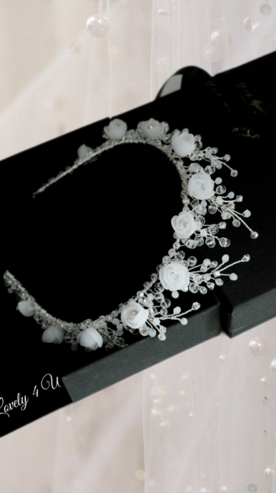 CORONITA MIREASA, ACCESORII LOVELY 4 U, CORONITA CU CRISTALE, DIADEMA MIREASA, ACCESORII DE PAR MIREASA, TIARA BIJUTERII MIREASA, AGRAFA MIREASA,TIARA MIREASA, ACCESORII COC MIREASA, COAFURA MIREASA,Coronita floarea soarelui, Accesorii Lovely 4 U,  coronita cu trandafiri, Diadema mireasa, CORONITA MIREASA, ACCESORII DE PAR MIREASĂ, BIJUTERII trandafiri, TIARA MIREASĂ, AGRAFA trandafiri,TIARA, accesoriu auriu mireasa, accesoriu pentru par, coronita argintie, coronita mireasa, diadema mireasa, tiara cu frunze aurii, TIARA MIREASA, tiara nunta, accesorii LOVELY 4 U, Coronita de lux, mireasa 2024, coronita cu perle mireasa, coroana mireasa, coronita inalta mireasa, coronita premium, coronite de par pentru mirese [12]