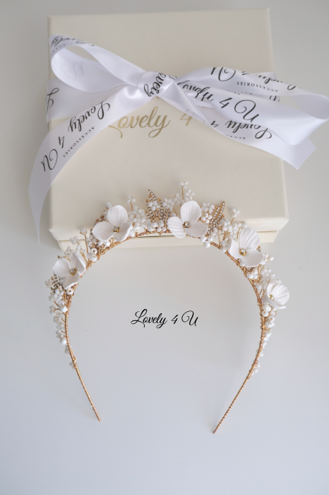 Coronita cu flori mireasa, Tiara mireasa cu flori, bijuterii mireasa, bijuterii par, bridal hairstyles, coafuri mirese, coronita mireasa, coronita printesa, de pus in par, decoratiuni par mireasa, diademe mireasa, tiara mireasa [3]