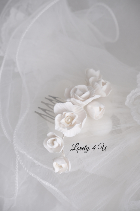 Diadema cu flori, peony accesorii, bijuterii cu flori bujori, tiara cu flori, pieptan voal mireasa cu flori, accesorii lovely 4 u , accesorii 2023, agrafa par mireasa, accesorii par nunta, accesoriu de par lateral, bijuterii [2]