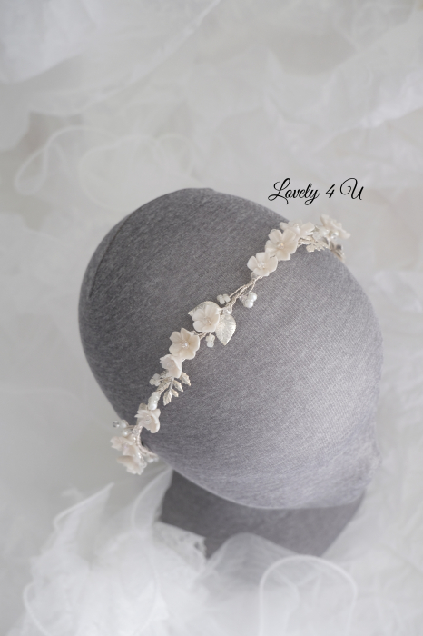 tiara mireasa, coronita cu perle, diadema mireasa tip bentita, diadema swarovski, diadema argintie, diadema cu flori, coronita cu flori, accesoriu par mireasa,LOVELY 4 U, coronita de lux, CORONITA DE NUNTA, coronita mare mireasa cluj, coronita mireasa, diadema, mireasa bucuresti, tiara, TIARA MIREASA, mireasa 2025, coronita mica mireasa [4]