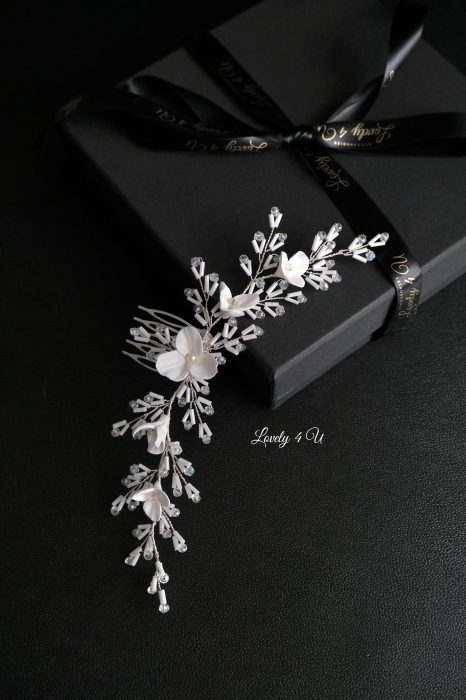 accesorii cu perle mireasă, bentiță mireasa, accesorii Lovely 4 U, bijuterii par mireasă, diadema par mireasa,Clama par, accesoriu lateral, accesoriu mireasa, accesoriu par, argintiu, auriu, bucuresti, cluj, diadema mireasa, flori, frunze, iasi, pieptene mireasa, [3]