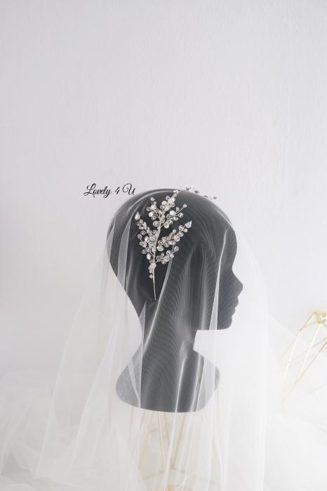 coronita mireasa, diadema cristale mireasa, diadema nunta, diadema statement, diadema dubla, tiara mireasa, tiara statement, tiara dubla, coronita dubla, Accesorii LOVELY 4 U, Coronita cristale, acceoriu elegant mireasa, acceoriu mic mireasa, bentita mireasa, bentita par cristale, cordeluta mireasa, coronita cristale, coronita mireasa, tiara mica cu cristale, tiara mireasa, lovely 4 u, accesorii lovely 4 u [2]