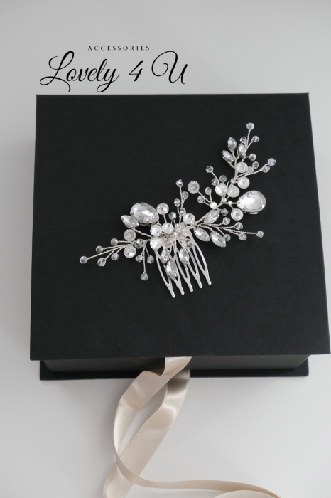 Accesoriu de par mireasa cu cristale swarovski, Accesorii Lovely 4 U, DIADEMA MIREASA, BIJUTERII MIREASA, ACCESORII PENTRU PAR MIREASA, AGRAFA PAR, ACCESORIU LATERAL CU PETRICELE, DIADEME SI COAFURI MIREASA, ACCESORIU COC MIREASA, DECORATIUNE PAR MIREASA, SET DIADEMA SI CERCEI, ACCESORII PENTRU MIRESE ROMANIA [4]