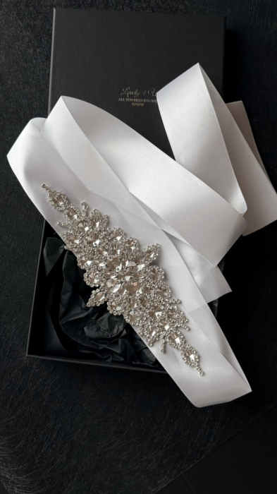 panglica dezgatit mireasa, panglica mireasa, panglica cu cristale, cordon mireasa, cordon rochie mireasa, cordon cu cristale, cordon cu pietre, cordon talie mireasa, centura mireasa, centura cu cristale, centura rochie mireasa, accesoriu talie mireasa, [2]