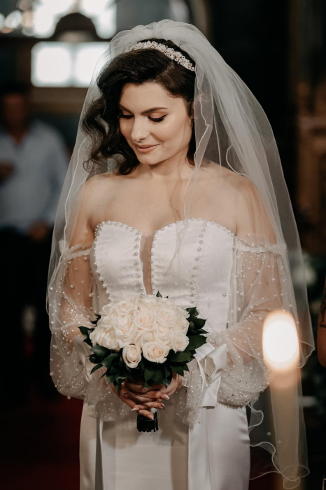 ACCESORII LOVELY 4 U, CORONITA PAR MIREASA, diadema mireasă, coroniță mireasă, accesoriu păr mireasă, coroniță handmade, bijuterii mireasă, diadema cu perle, coroniță cu cristale Swarovski, accesoriu elegant mireasă, bijuterii nuntă, coroniță finuță, diademă placată cu aur, coroniță cu flori modelate manual, accesoriu păr sofisticat, bijuterii handmade România, diadema romantică, coroniță mireasă cu perle și cristale, accesoriu regal mireasă, accesorii premium mireasă, bijuterii placate cu argint 925, coroniță personalizată, accesoriu mireasă stil boho, diademă elegantă, accesoriu păr nuntă, bijuterii de lux mireasă, coroniță mireasă vintage, coroniță mireasă minimalistă, accesoriu păr pentru evenimente speciale, accesorii mireasă handmade, accesoriu păr rafinat, coroniță mireasă florală, bijuterii sofisticate mireasă, accesoriu mireasă delicat și feminin.accesoriu auriu mireasa, accesoriu pentru par, coronita aurie, coronita mireasa, diadema mireasa, tiara cu frunze aurii, TIARA MIREASA, tiara nunta, accesorii LOVELY 4 U, Coronita de lux, mireasa 2024, coronita cu perle mireasa, coroana mireasa, coronita inalta mireasa, coronita premium, coronite de par pentru mirese,CORONITA CU FLORI MIREASA, DIADEMA MIREASA, TIARA MIREASA, ACCESORII CU FLORI MIREASĂ, SET AGRAFE MIREASA, ACCESORII DE PĂR MIREASĂ,  LOVELY 4 U , Set bijuterii mireasa, Set bijuterii mireasa perle, [7]