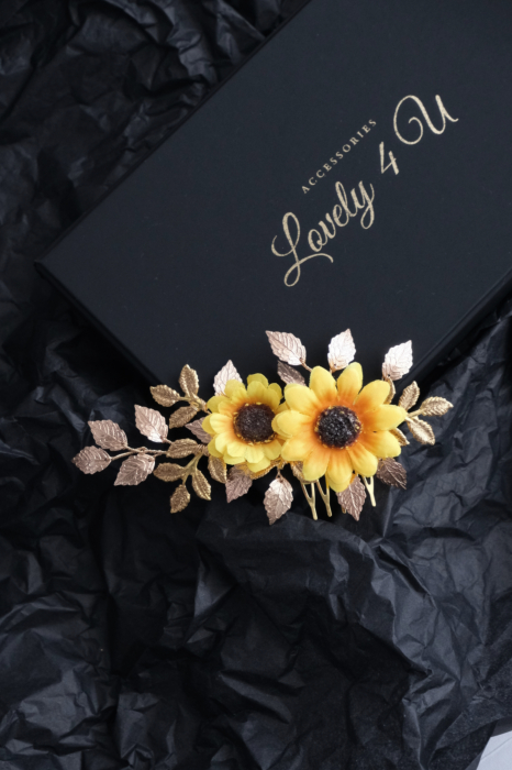 accesoriu floarea soarelui, bijuterii floarea soarelui, accesoriu mic auriu cu frunze pentru mirese, accesorii lovely 4 u, bijuterii cu frunze, buchet mireasa  floarea soarelui, coafuri si diadema mireasa, pieptan voal mireasa, accesorii pentru mirese, accesorii de par cununie civila [4]