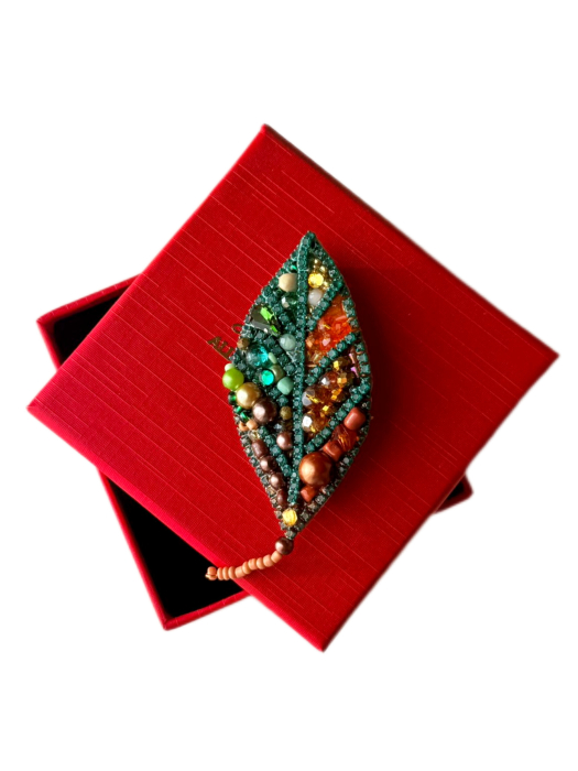 Frunza eleganta - brosa model unicat cu cristale, perle, pietre unakit, jad , handmade in Romania , mesaj pe verso YOU ARE BEAUTIFUL, Believe in Yourself, L 7 cm [3]