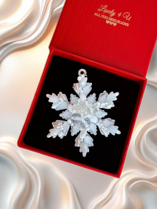 Fulg de zăpadă handmade cu cristale, perle și mărgele – bijuterie unicat Lovely 4 U [2]