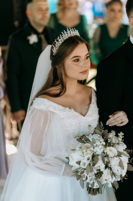 Coroniță mireasa, Diadema mireasa, Tiară mireasa, Coronita de par mireasa,DIADEMA MIREASA, ACCESORII DE PAR MIREASA,  Tiara mireasa cu pietricele, Coronita cristale. accesoriu auriu mireasa, accesoriu pentru par, coronita aurie, coronita mireasa, diadema mireasa, tiara cu frunze aurii, TIARA MIREASA, tiara nunta, accesorii LOVELY 4 U, Coronita de lux, mireasa 2024, coronita cu perle mireasa, coroana mireasa, coronita inalta mireasa, coronita premium, coronite de par pentru mirese [8]