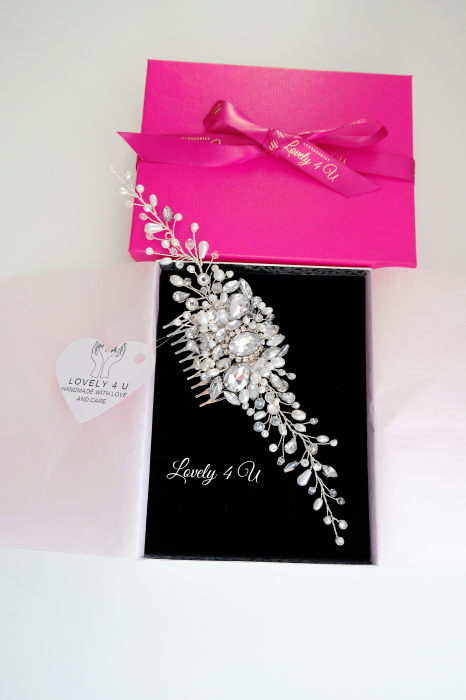 ACCESORII LOVELY 4 U, BIJUTERII MIREASĂ, DIADEMA MIREASA CU PIETRICELE,  ACCESORII VOAL MIREASA, accesorii pentru mirese, idei accesorii par mireasa, PIEPTAN MIREASA, DIADEMA MIREASA, ACCESORIU PAR MIREASA, ACCESORII DE PAR MIRESE, ACCESORII NUNTA, ACCESORII CU PERLE, DIADEMA CU PERLE, PIEPTAN VOAL MIREASA, BIJUTERII PAR MIREASA, CORONITA, TIARA [2]