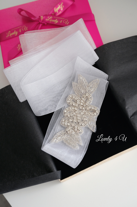 Accesorii Lovely 4 u, Accesorii talie mireasa, Set dezgatit mireasa , TRADITIA DEZGATITUL MIRESEI, Esarfa alba pentru dezgatit, Accesorii de mireasa dezgatit, Esarfe  mireasa, Esarfa dezgatitul miresei, Bentita dezgatit mireasa, Cordon rochita mireasa, Coronita mireasa,Tiara dezgatit mireasa, I LOVELY 4 U, BIJUTERII MIREASA, BENTITA MIREASA, [16]